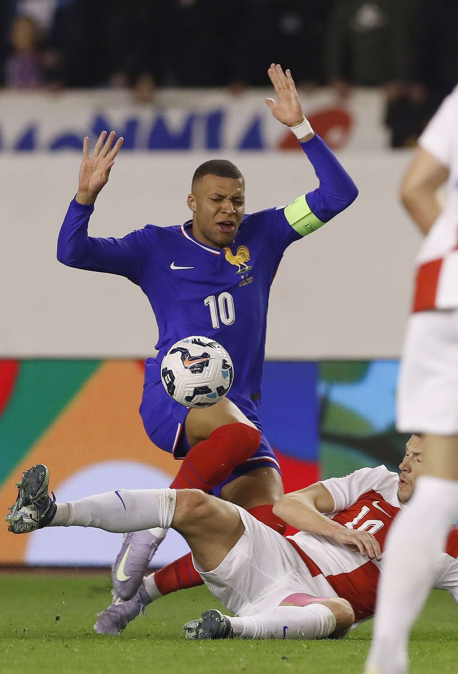 克罗地亚队在主场获胜，欧洲杯之路更宽的简单介绍