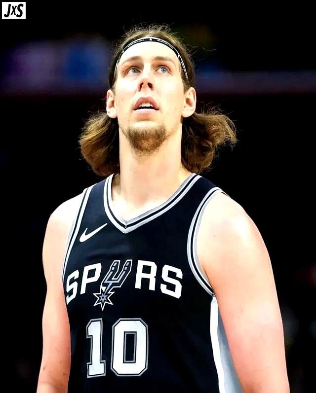 爱游戏在线登录-包含马刺老将受伤，恐怕将缺席一段时间的词条