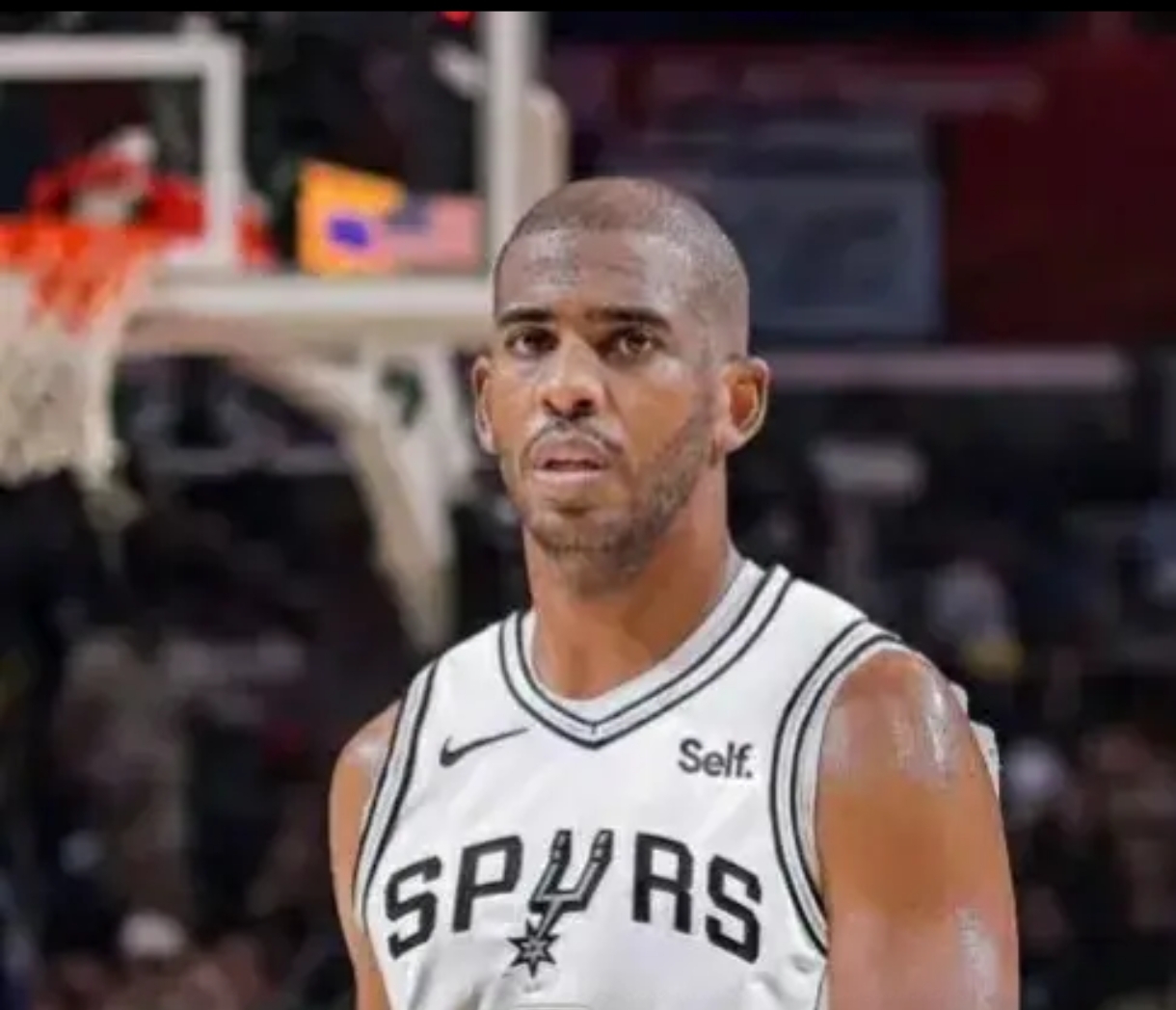 包含马刺老将受伤，恐怕将缺席一段时间的词条