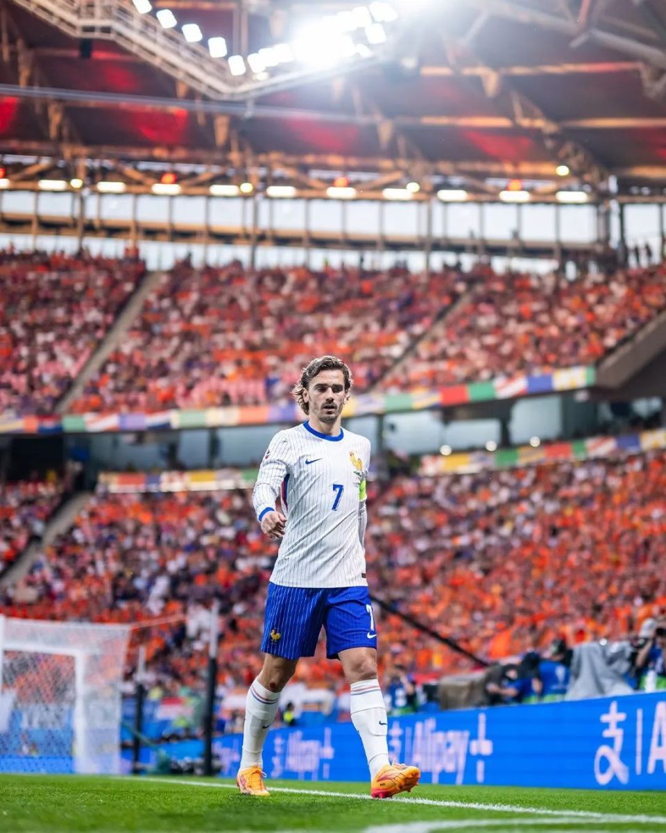 爱游戏官网-关于荷兰队轻松击败白俄罗斯队，实现欧洲杯出场机会的信息