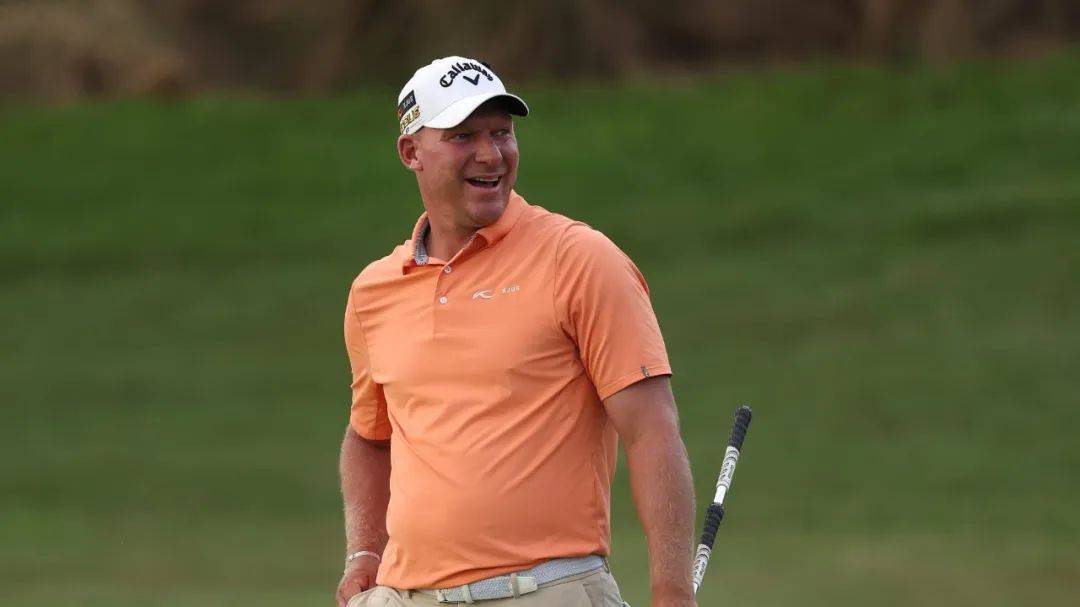 南非选手在游泳项目中刷新个人最佳成绩的简单介绍