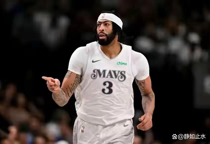 爱游戏入口-篮网客场再胜，独行侠遭遇瓶颈