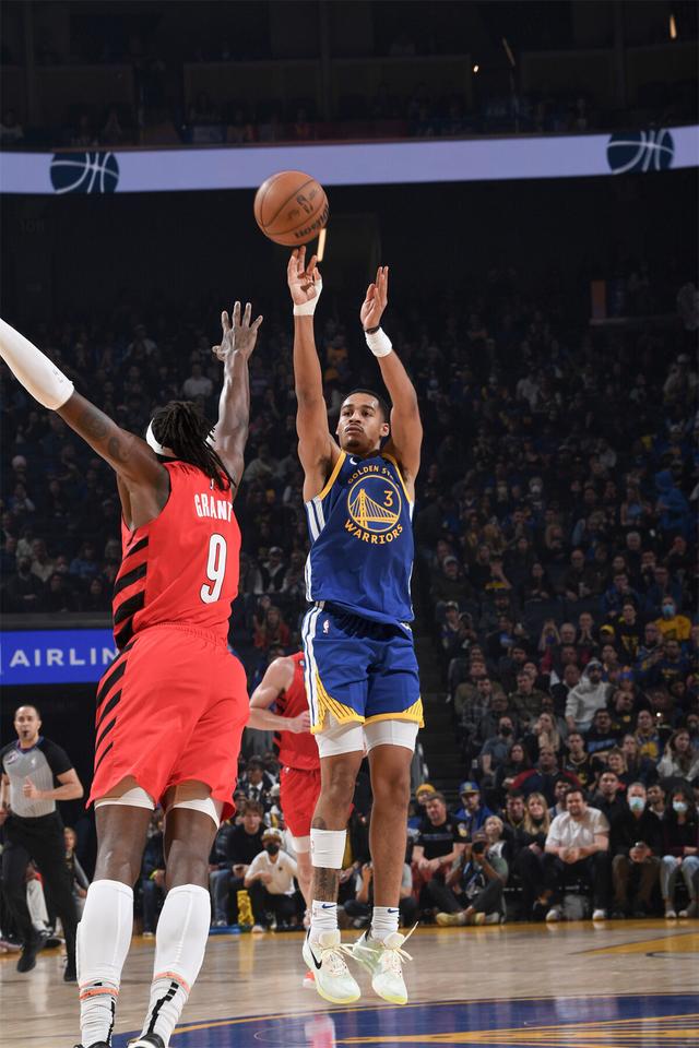 东北联客场惨败，战绩下滑，迫切需要调整的简单介绍